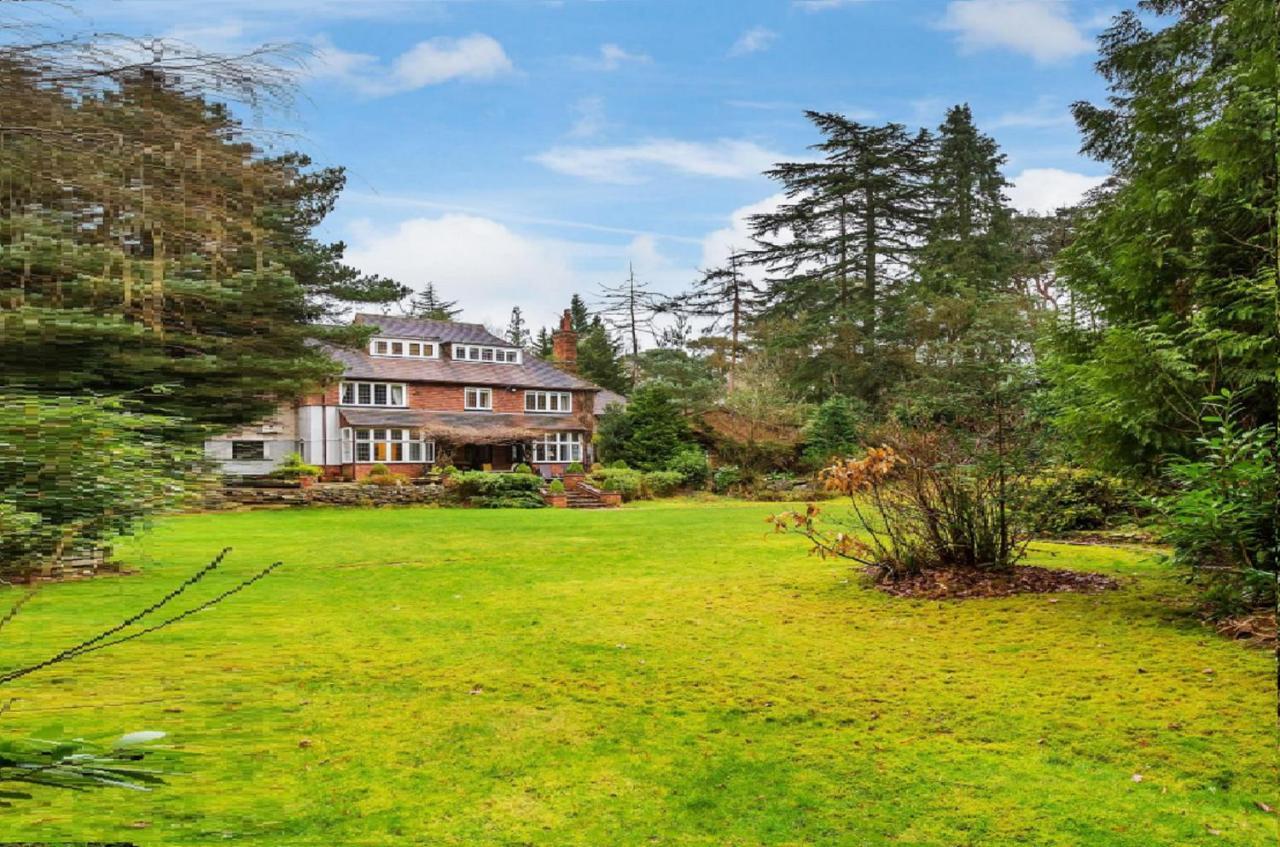 Coach House Villa Woking Exterior foto